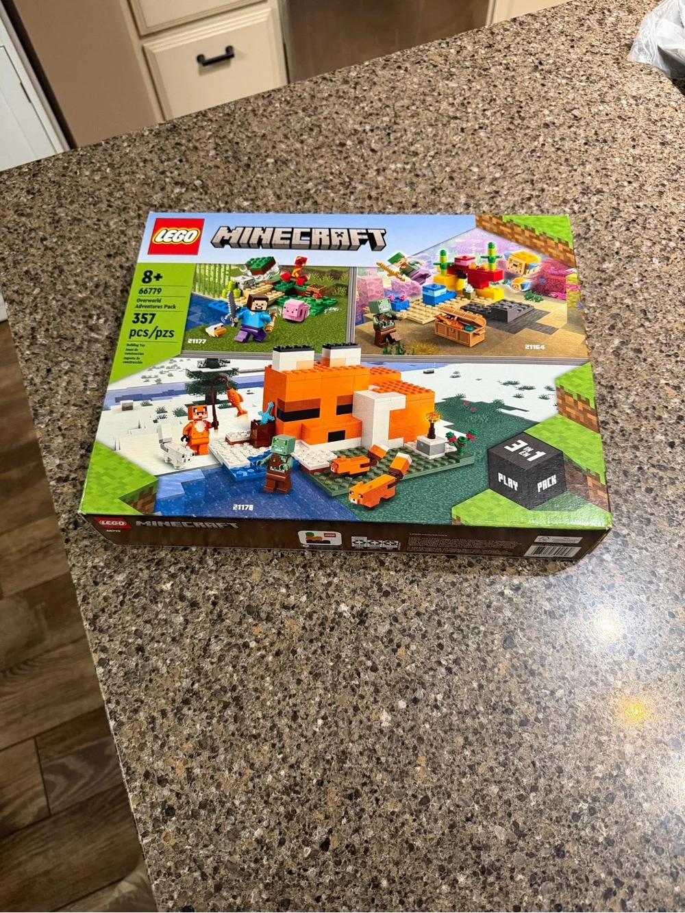 Lego Minecraft Orange White and Green Fox Adventure Pack